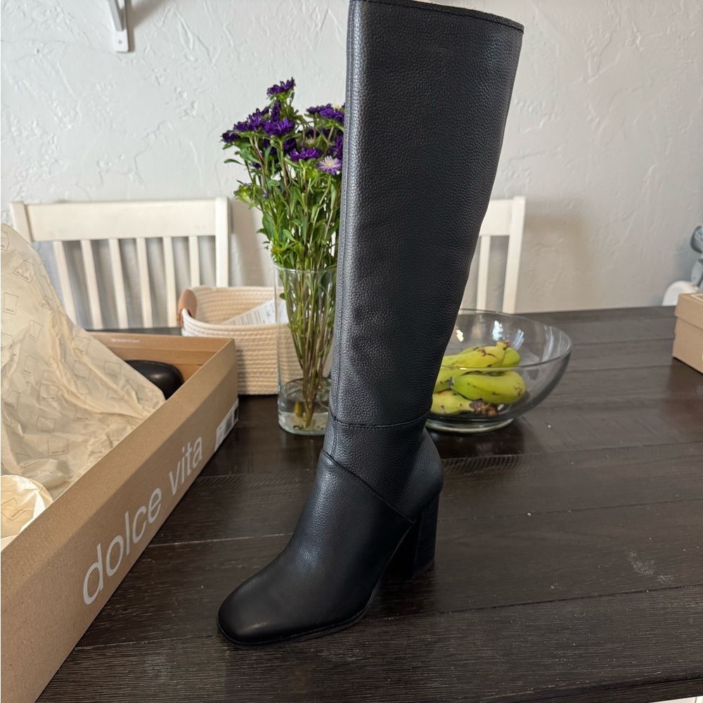 Dolce Vita Fynn Boots Onyx Size 5.5